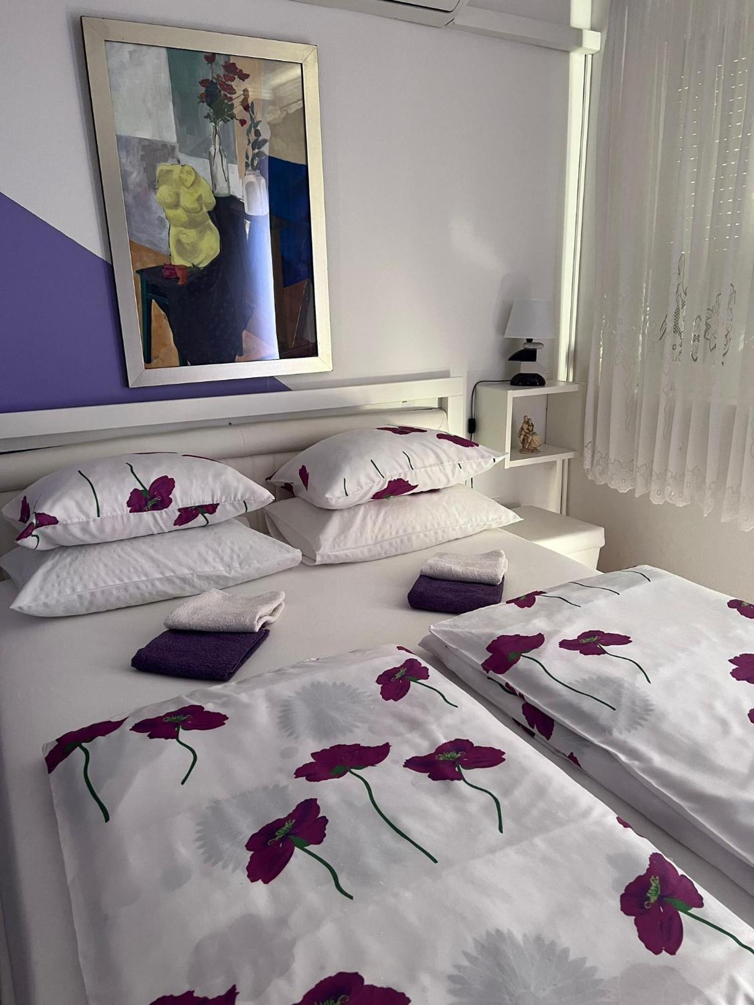 Hostel Mirror Μόσταρ Εξωτερικό φωτογραφία