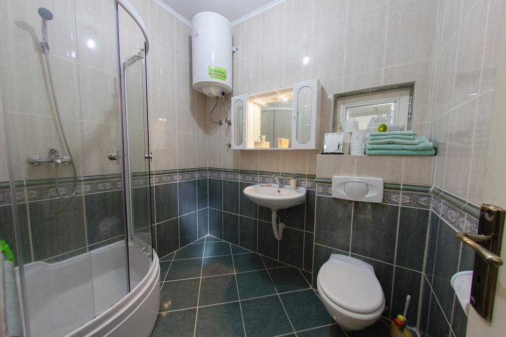 Hostel Mirror Μόσταρ Εξωτερικό φωτογραφία