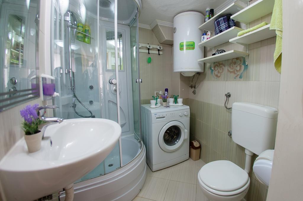 Hostel Mirror Μόσταρ Εξωτερικό φωτογραφία