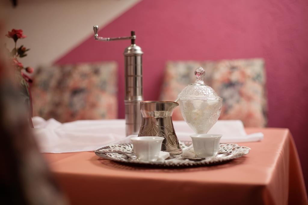 Hostel Mirror Μόσταρ Εξωτερικό φωτογραφία
